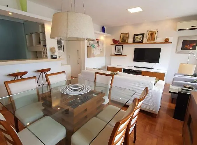 Apartment Arpoador Comfort - 3Qtos - Internet Fibra 200Mbps - 150m da Praia do Arpoador 300m e da de Ipanema e Copacabana